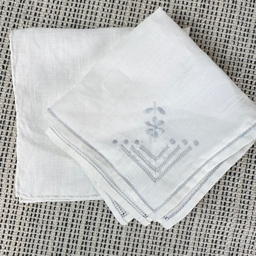 Vintage Linen Handkerchiefs Napkins Unisex White Floral Embroidered 2pc Lot